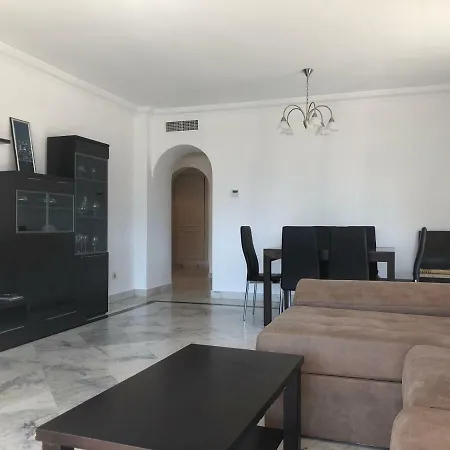 Apartment Marina Banus